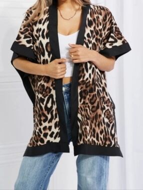 NWT Leopard Print Kimono Open